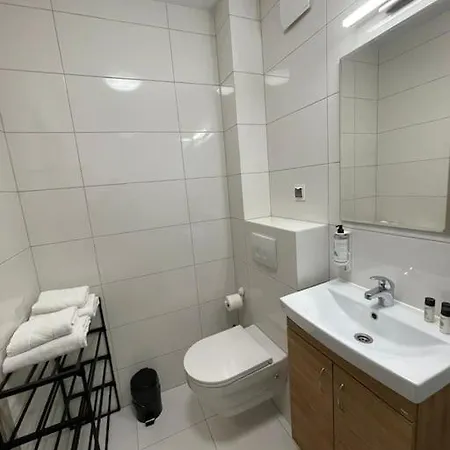 Cyprysowa Fine Apartment Warsaw Exterior photo